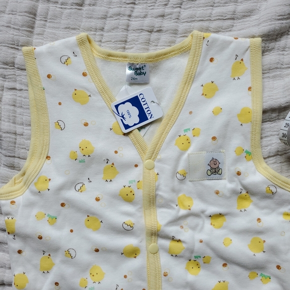NWT Unisex Button Vest - Age 2 - Picture 6 of 7